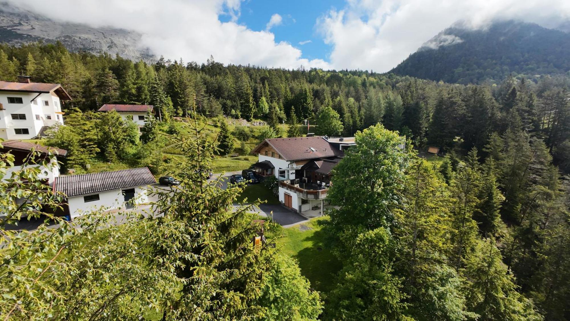 Hotel Garni Isarlodge Wiesenhof Scharnitz Exterior photo